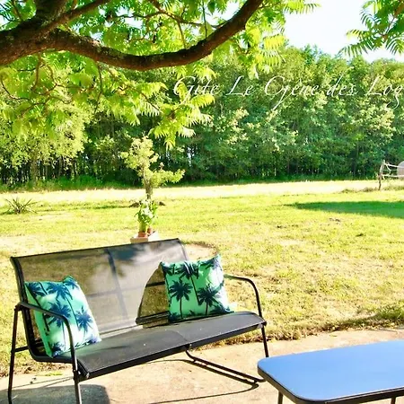 Gite Familial Pour 6 Pers En Campagne Bouere Exterior foto